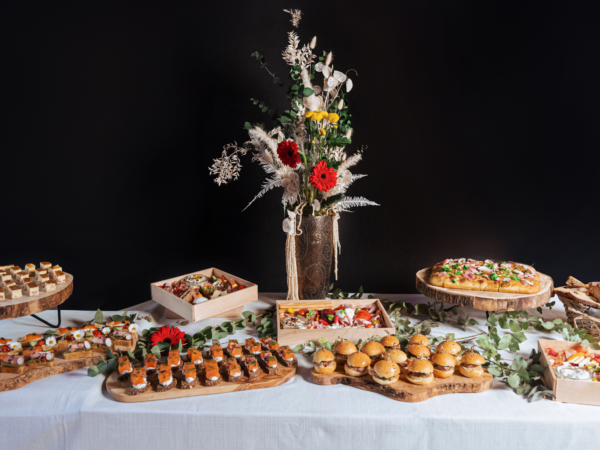 Traiteur Perpignan, buffet Cocktail et Dinatoire - Mariage, Anniversaire, Bapteme