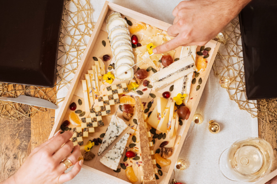 Plateau Fromages D'exception pour Noël : Comte, Tomme des fleurs, Roquefort, Brillat Savarin