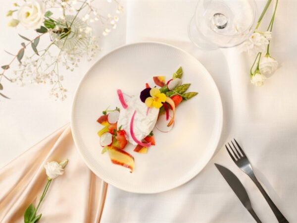 Entrée de mariage servie à l’assiette, Bokita traiteur